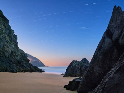 Astrophotography Coumeenole beach night time photo