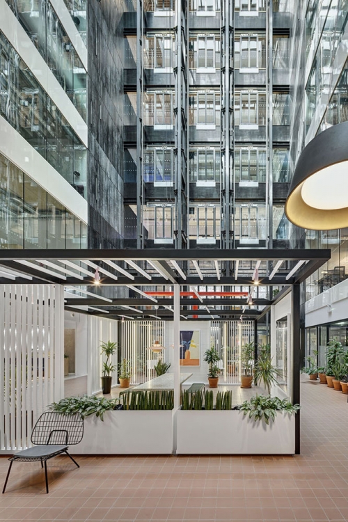 interior atrium of Dublin Landings 2 by ballymore group and Arrow architects